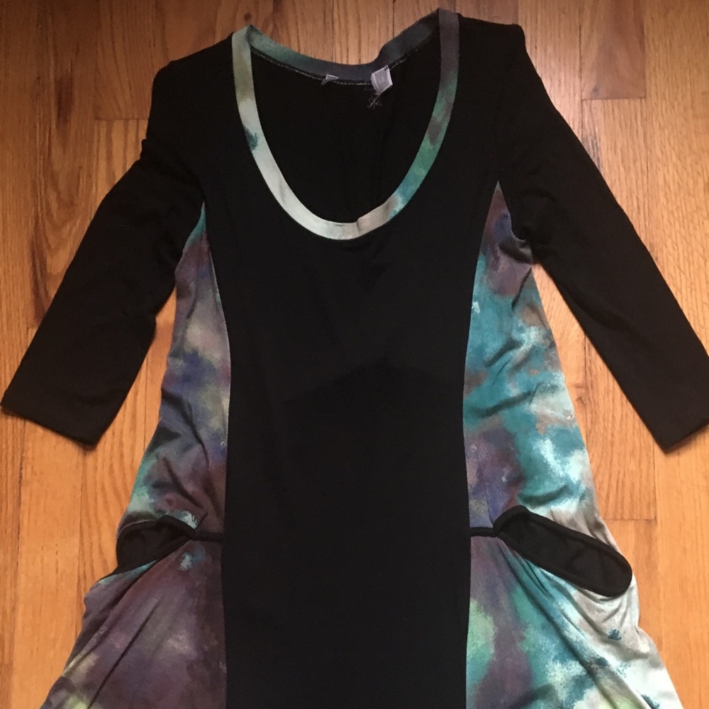 Dress - Picture 8 of 16